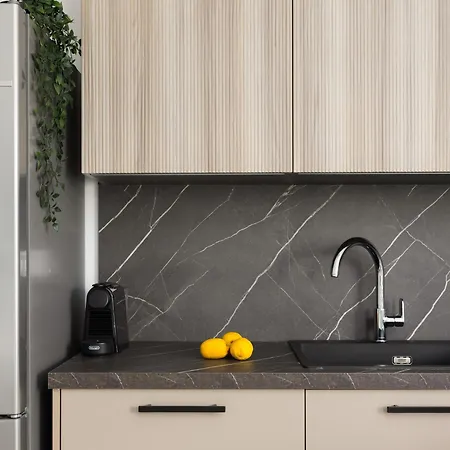 Babylon Luxury No2 By Binobi! * Thessaloniki